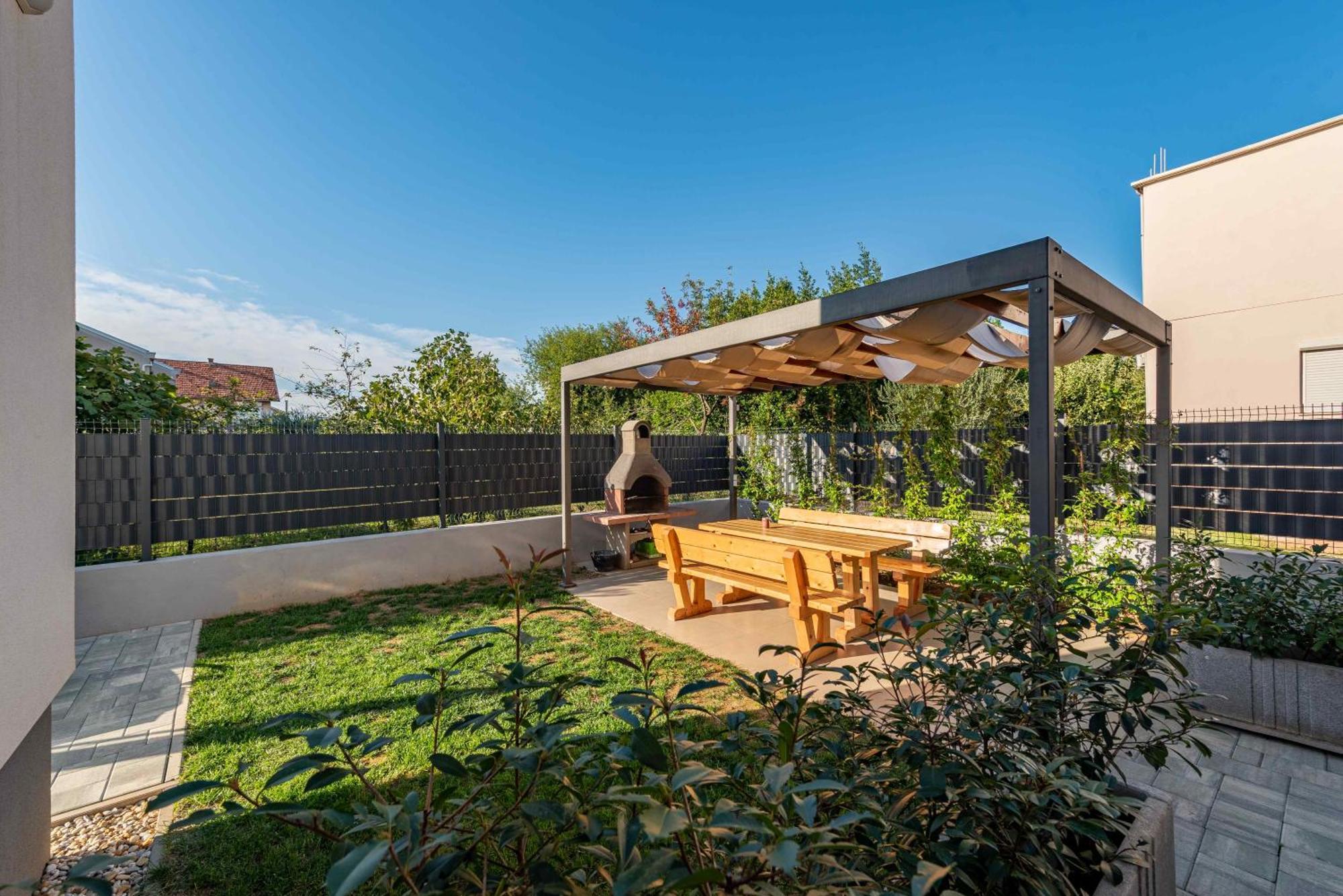 Apartmani Diva Zadar Exteriör bild