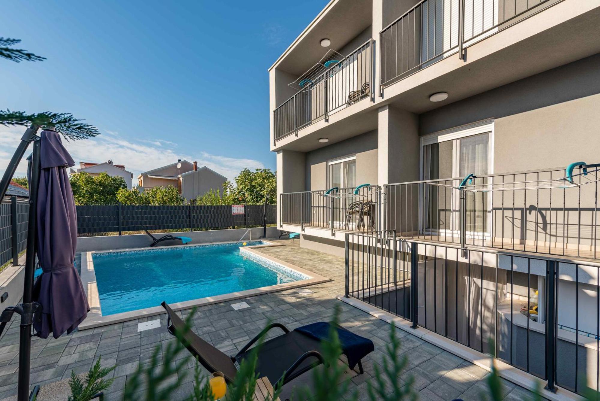 Apartmani Diva Zadar Exteriör bild