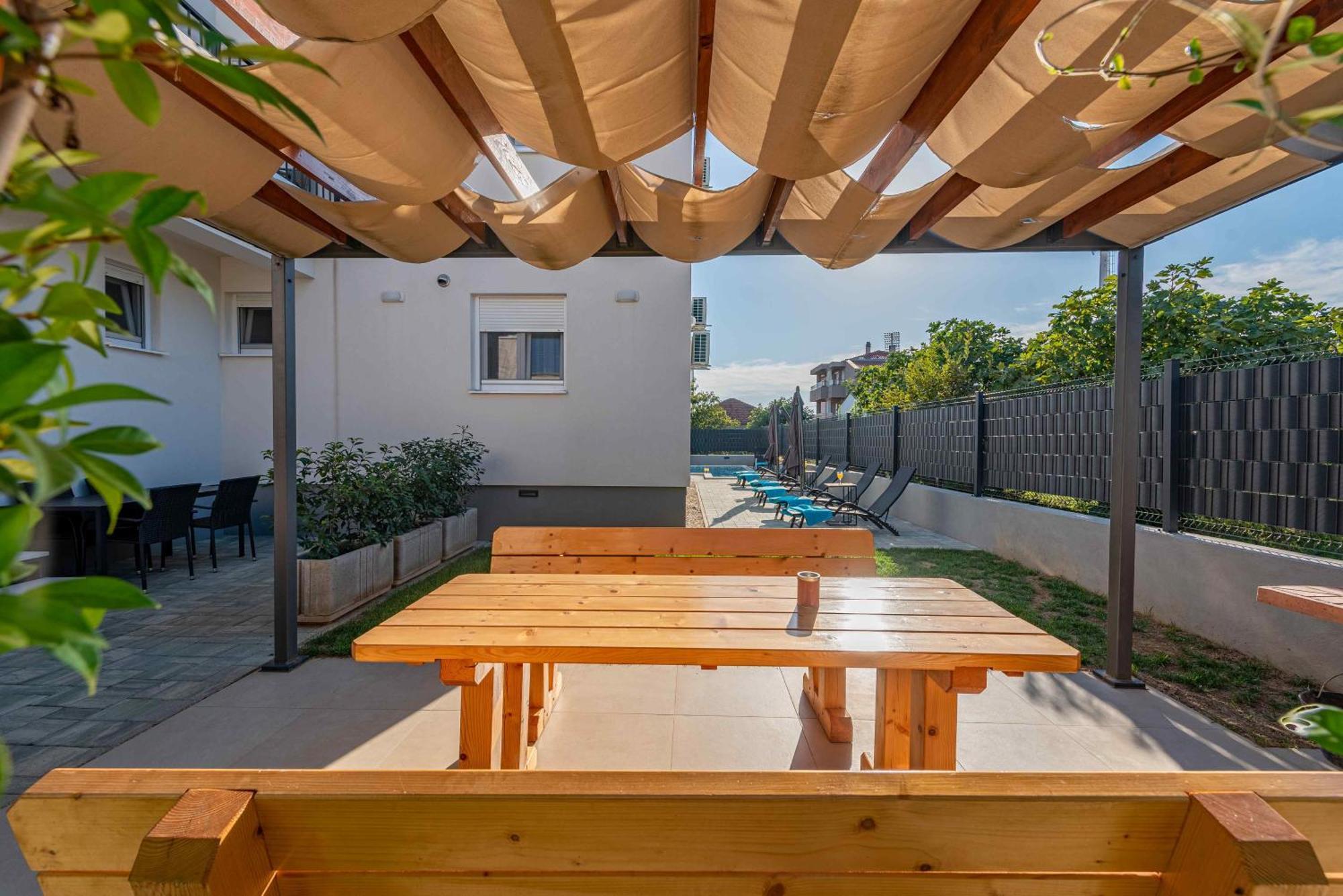 Apartmani Diva Zadar Exteriör bild