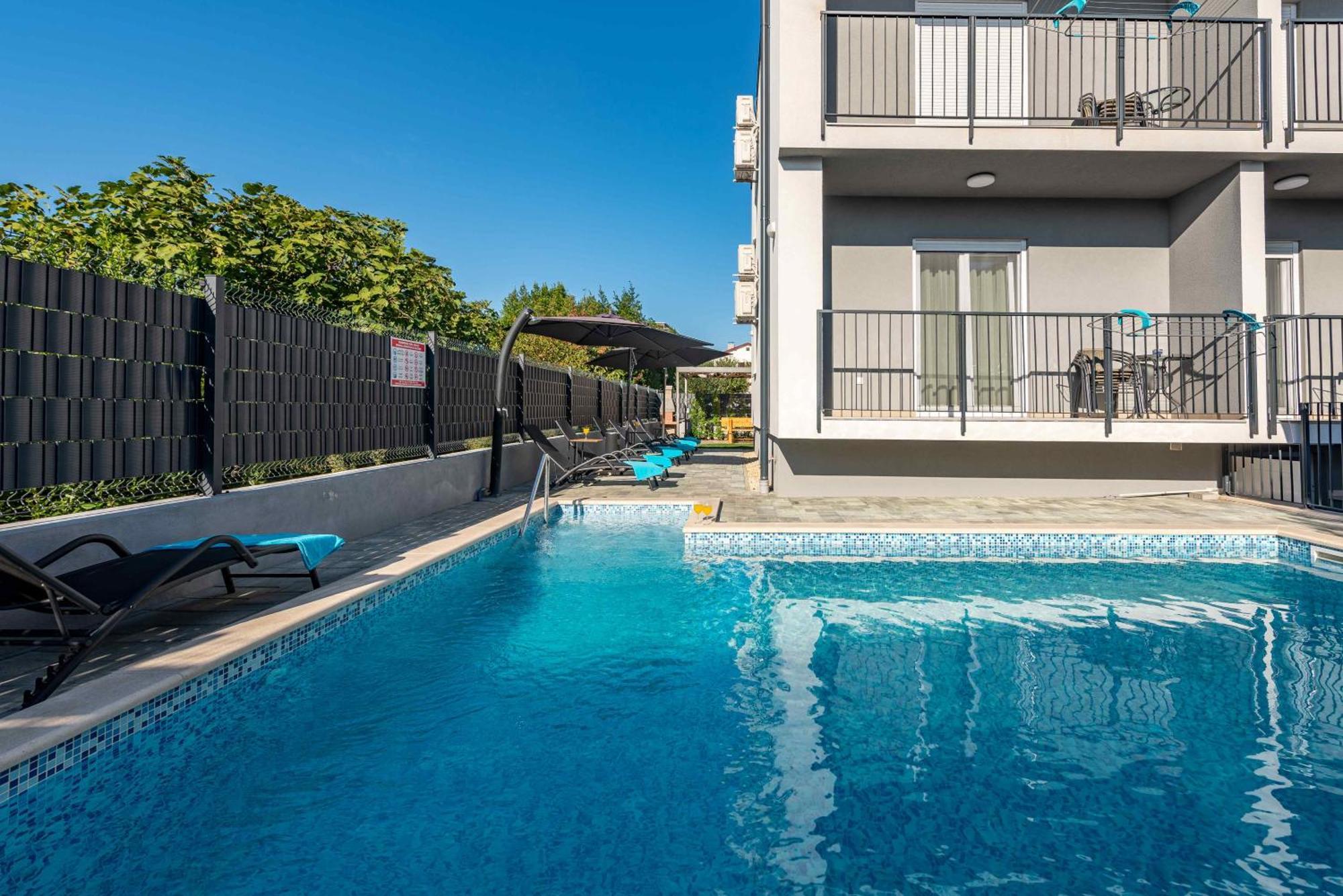 Apartmani Diva Zadar Exteriör bild