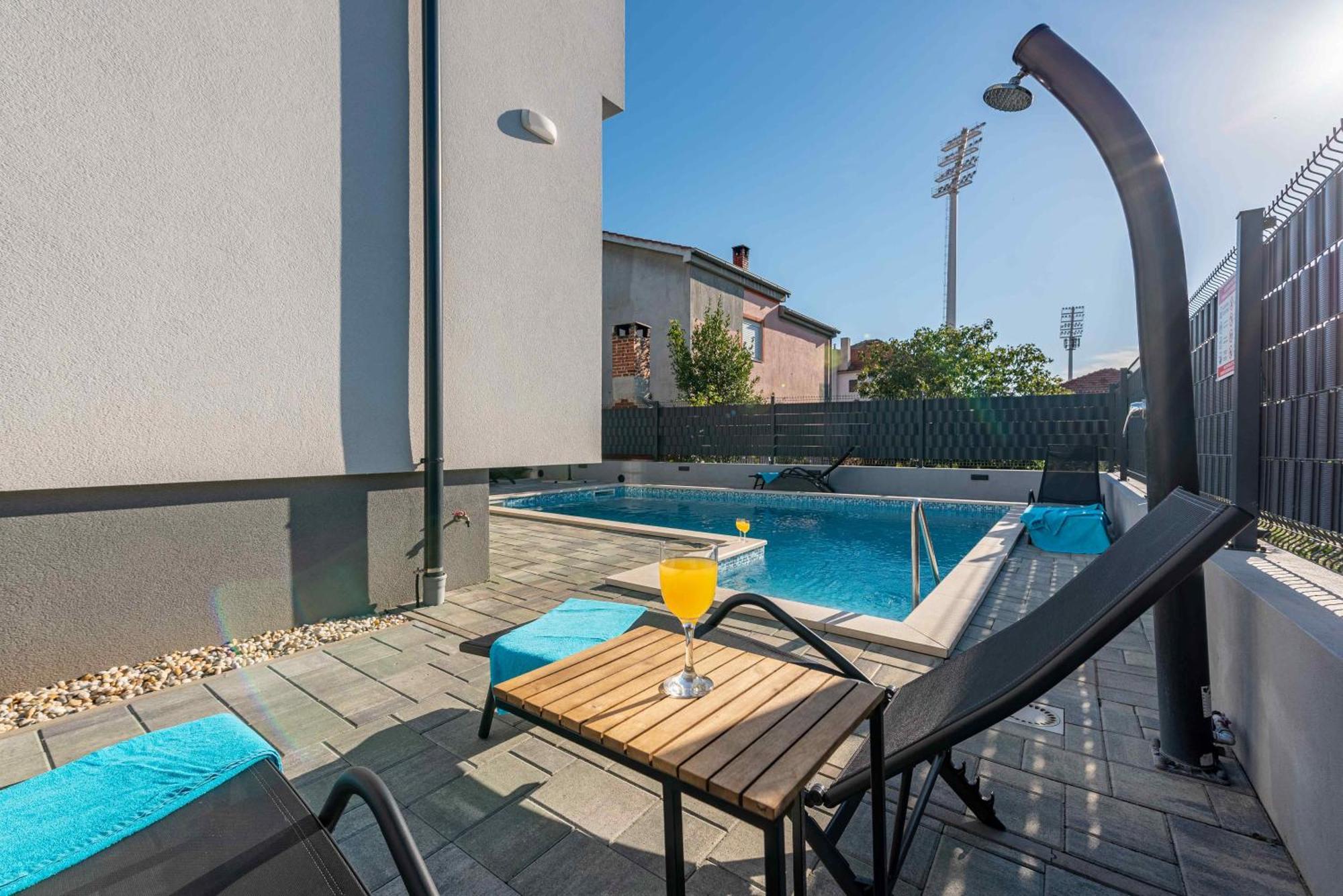 Apartmani Diva Zadar Exteriör bild